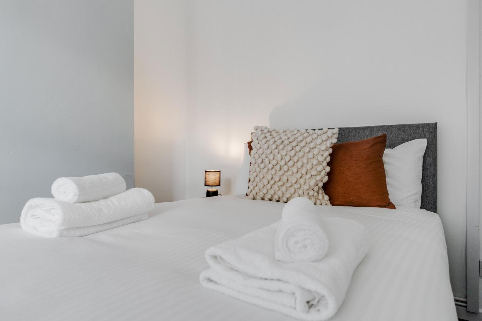 Vichy - Strathcona Suites, Houses In Wavertree Liverpool Room photo