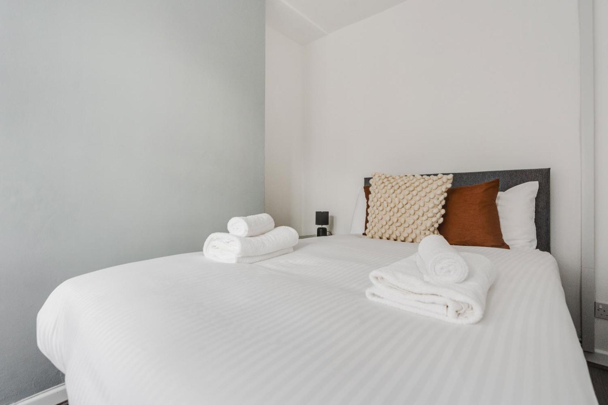 Vichy - Strathcona Suites, Houses In Wavertree Liverpool Room photo